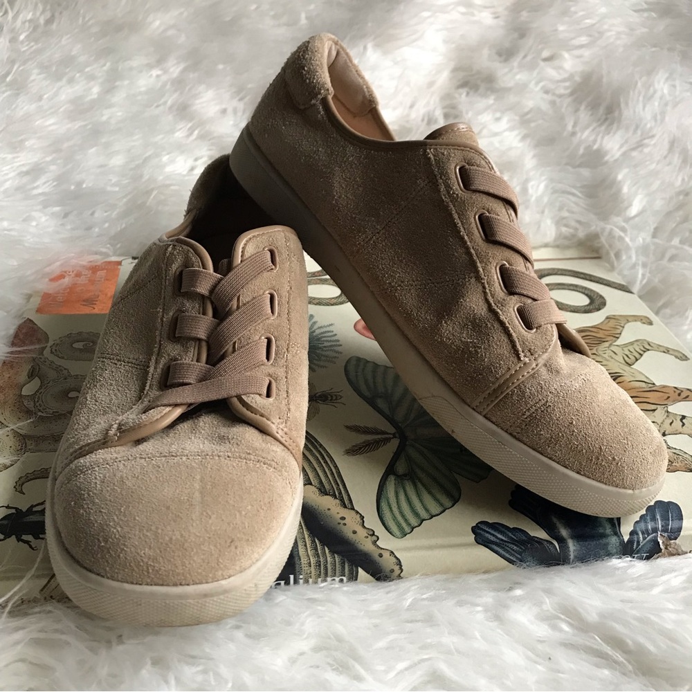 Vionic Jean Suede Sneakers